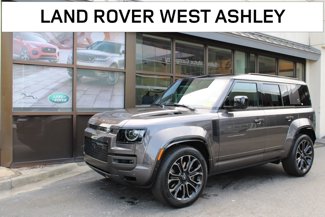 Used 2025 Land Rover Defender 110 image 1