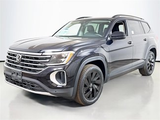 New 2025 Volkswagen Atlas SE image 1
