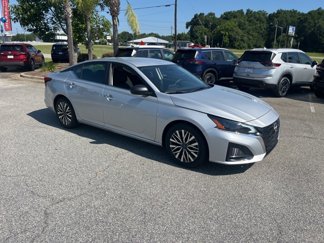 Used 2024 Nissan Altima 2.5 SV image 1