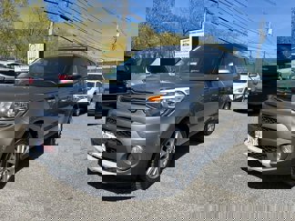 Used 2019 Kia Soul + image 1