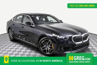Used 2024 BMW i5 eDrive40i w/ Premium Package image 1