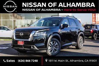 New 2025 Nissan Pathfinder SV image 1