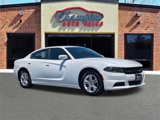 Used 2022 Dodge Charger SXT image 1