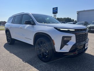 New 2026 Chevrolet Traverse RS w/ LPO, Floor Liner Package image 1
