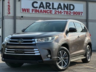 Used 2019 Toyota Highlander XLE image 1