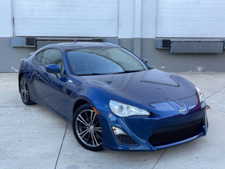 Used 2015 Scion FR-S image 1