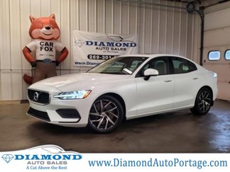 Used 2020 Volvo S60 T6 Momentum image 1