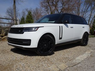 New 2025 Land Rover Range Rover Long Wheelbase SE image 1