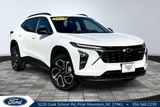 Used 2024 Chevrolet Trax RS image 1