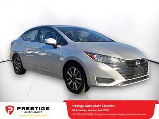 Used 2023 Nissan Versa SV image 1