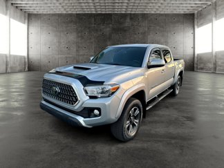 Used 2019 Toyota Tacoma TRD Sport w/ Technology Package image 1