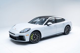 New 2025 Porsche Panamera 4 image 1