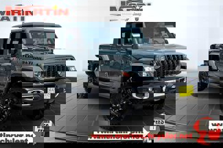 New 2025 Jeep Gladiator Sport image 1