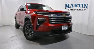New 2026 Chevrolet Traverse LT image 1