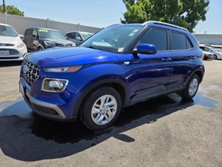 Used 2020 Hyundai Venue SEL image 1