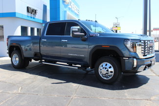 New 2025 GMC Sierra 3500 Denali image 1