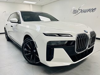 Used 2023 BMW 740i image 1