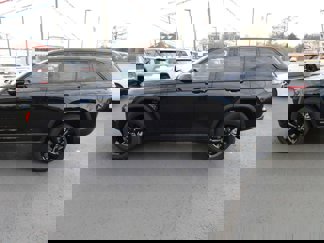 New 2024 Jeep Grand Cherokee Altitude image 1