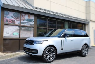 New 2025 Land Rover Range Rover SE image 1