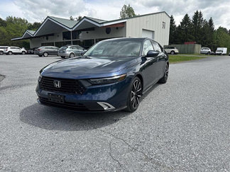 Used 2025 Honda Accord Touring image 1