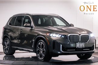 Used 2025 BMW X5 xDrive40i w/ Parking Assistance Package image 1