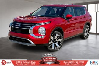 New 2025 Mitsubishi Outlander SE image 1
