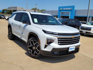 New 2026 Chevrolet Traverse High Country image 1