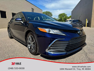 Used 2021 Toyota Camry XLE image 1