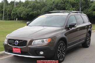 Used 2016 Volvo XC70 T5 Platinum w/ Climate Package image 1