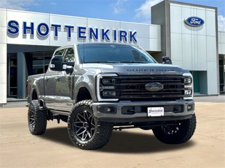 Used 2025 Ford F250 Platinum image 1