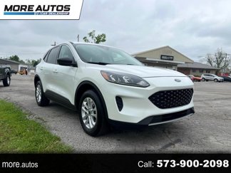 Used 2022 Ford Escape SE image 1