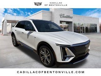 New 2025 Cadillac Lyriq Luxury image 1