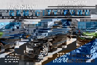 Used 2024 Ford Expedition Platinum image 1