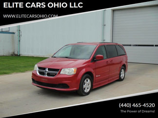 Used 2013 Dodge Grand Caravan SXT w/ Rear Park Assist Pkg image 1
