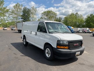 Used 2020 GMC Savana 2500 image 1