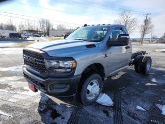New 2024 RAM 3500 Tradesman image 1