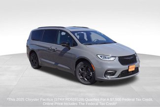 New 2025 Chrysler Pacifica Select image 1