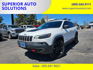Used 2019 Jeep Cherokee Trailhawk w/ Cold Weather Group image 1
