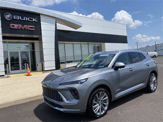 Certified 2024 Buick Envision Avenir image 1