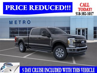 New 2025 Ford F250 XLT image 1