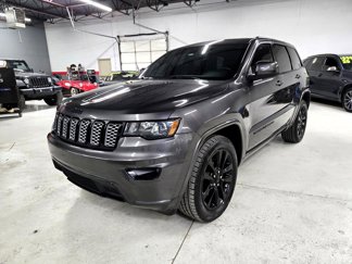 Used 2018 Jeep Grand Cherokee Altitude image 1