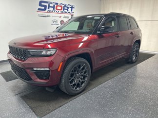 New 2025 Jeep Grand Cherokee Summit image 1