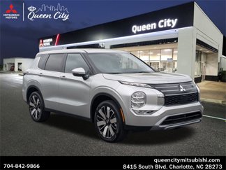 New 2025 Mitsubishi Outlander SE image 1
