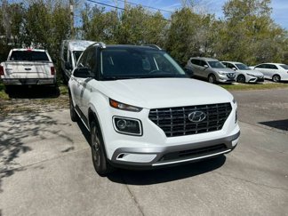 Used 2025 Hyundai Venue Limited image 1
