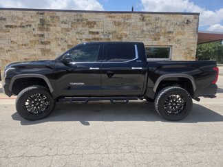 Used 2022 Toyota Tundra Limited image 1