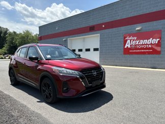 Used 2024 Nissan Kicks SR w/ SR Premium Package image 1