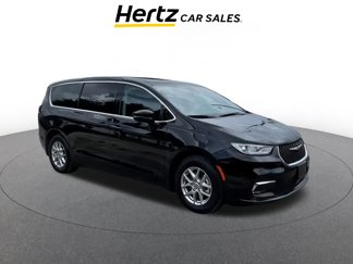 Used 2024 Chrysler Pacifica Touring-L image 1
