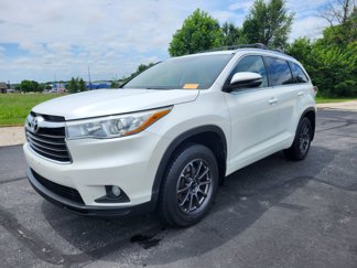 Used 2016 Toyota Highlander XLE image 1