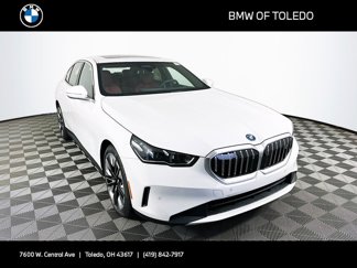 New 2026 BMW i5 eDrive40 image 1