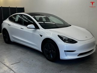 Used 2023 Tesla Model 3 Standard Range image 1